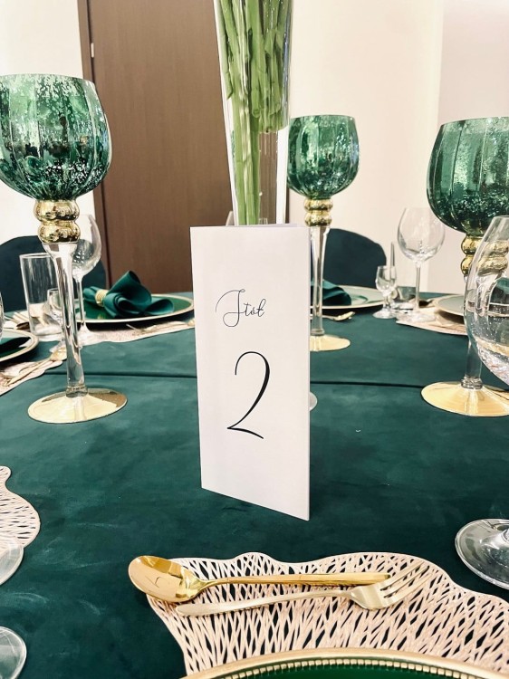 menu 2w1 trójkątne minimalistyczne.jpg