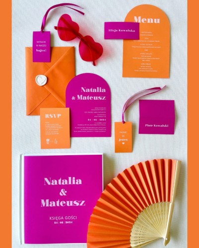 zaproszenia ślubne z białym drukiem.jpg