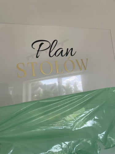 Plan stołów złoty i czarny.jpg