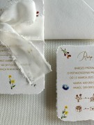 zaproszenia ślubne polne kwiaty z rwanymi krawędziami 49.jpg
