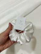 scrunchie dla świadkowej.jpg