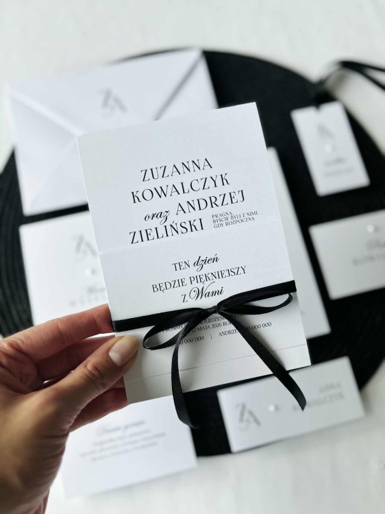 zaproszenia ślubne z kokardką.jpg