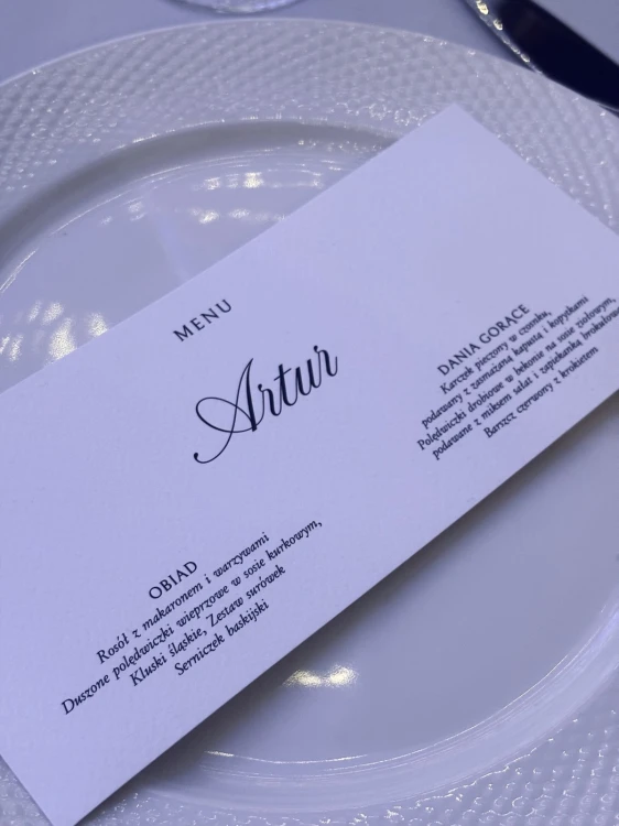 eleganckie menu weselne z winietką